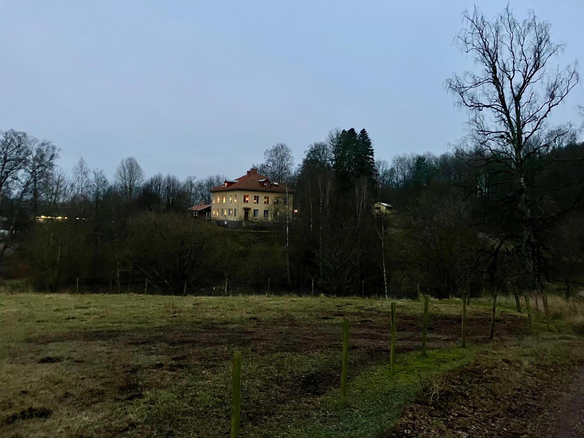 Lidhem Herrgard. Bed & Breakfast Och Mindre Laegenheter 빔메르비 외부 사진